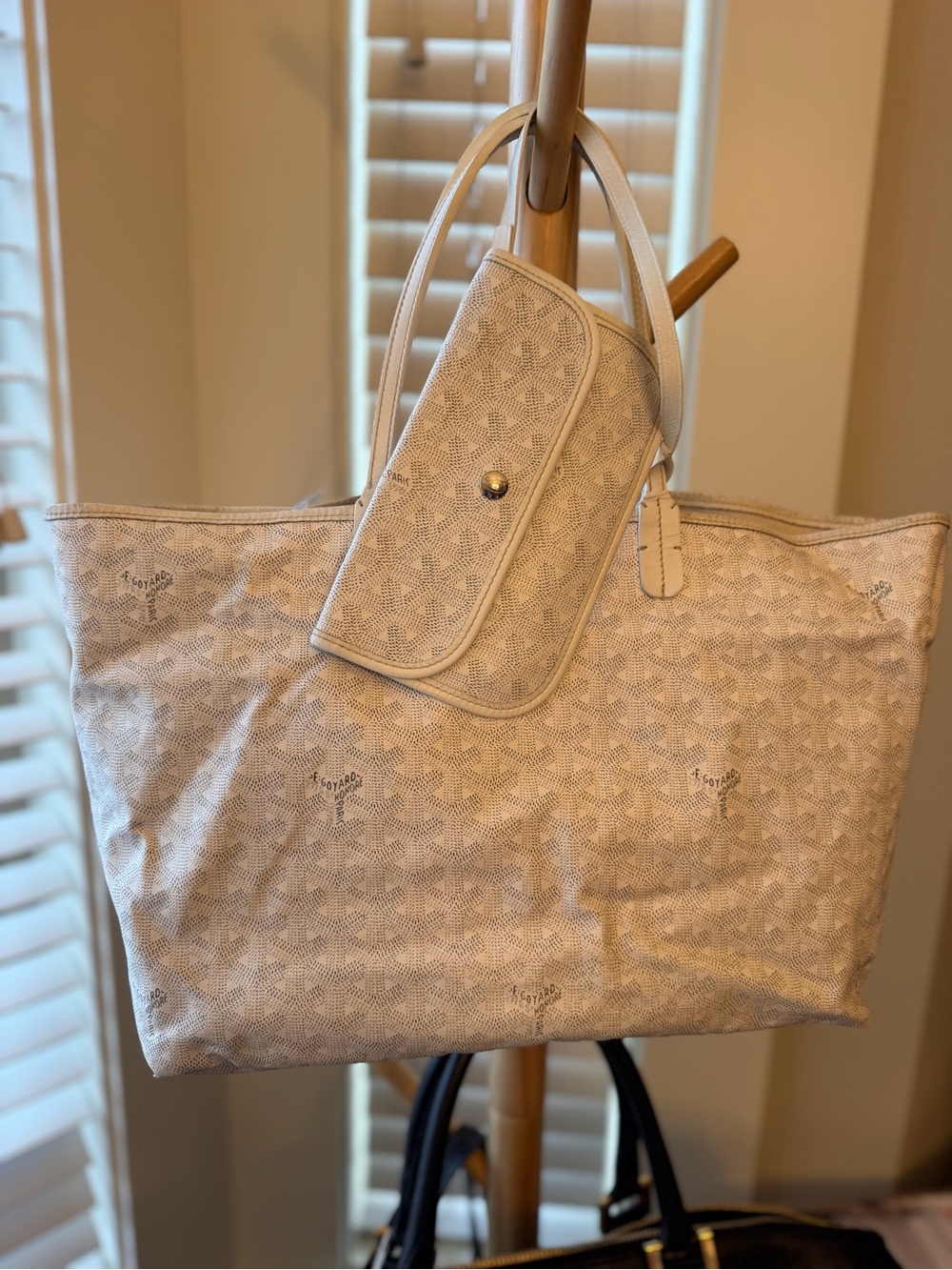 Goyard Saint Louis PM Cream Patterned Tote with Matching Pouch